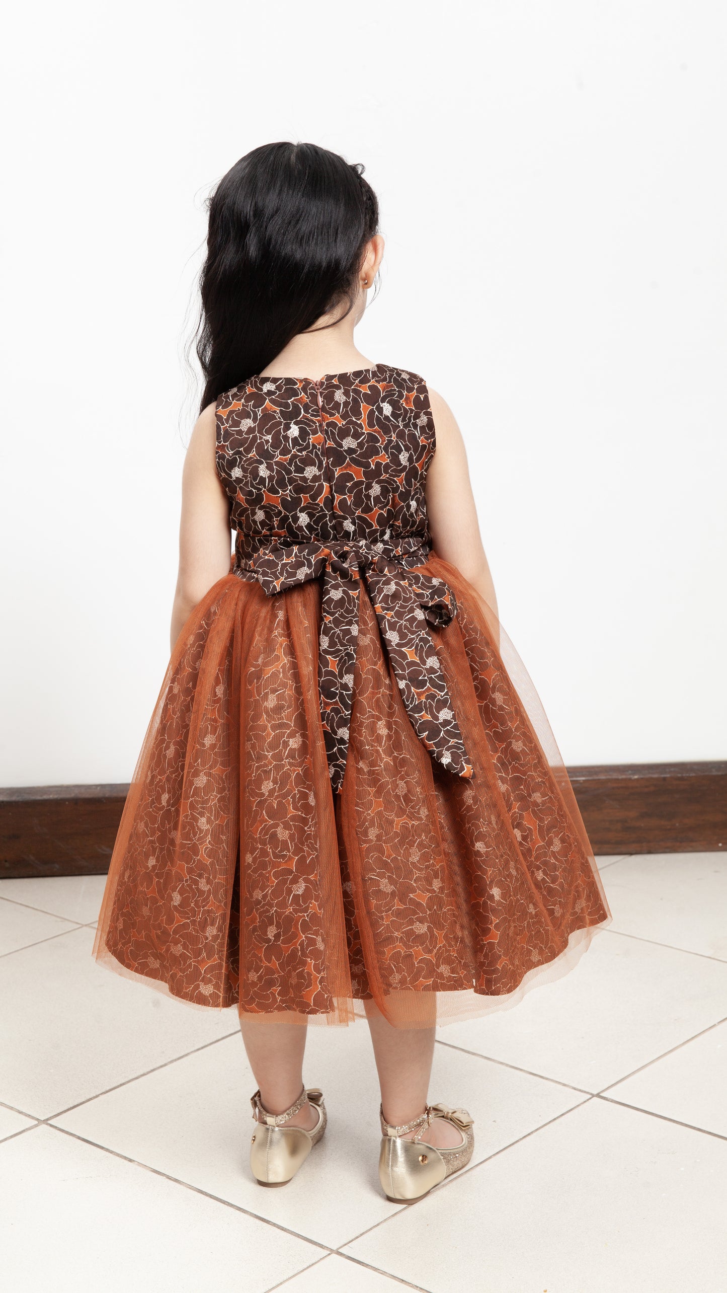 Sleeveless Midi Tulle Dress - Brown Floral Satin