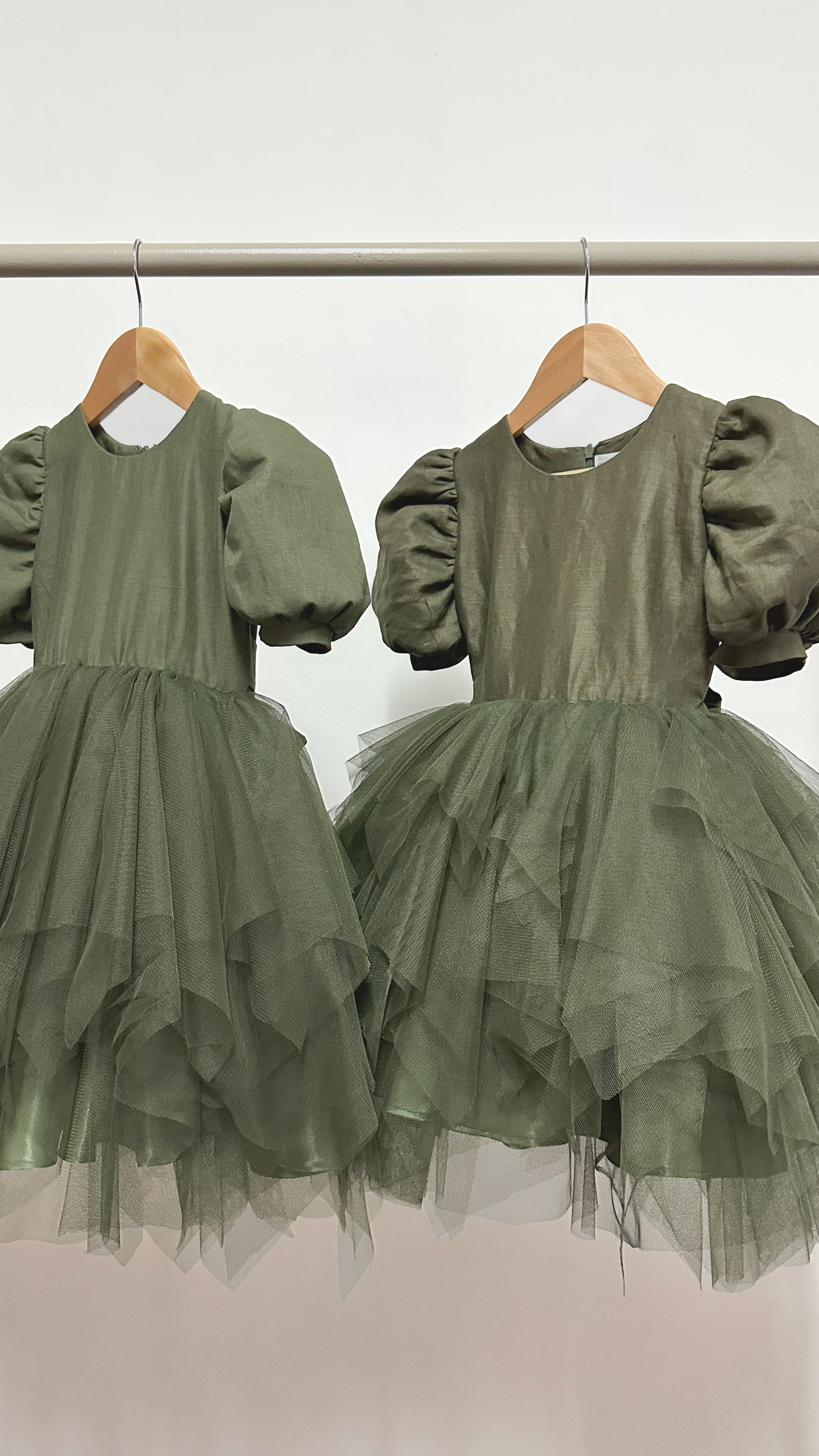 Puff Sleeve Midi Uneven Hem Tulle Dress - Army Green Linen